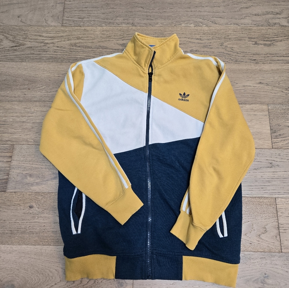 Vintage Adidas Men's Yellow and Blue Sweater